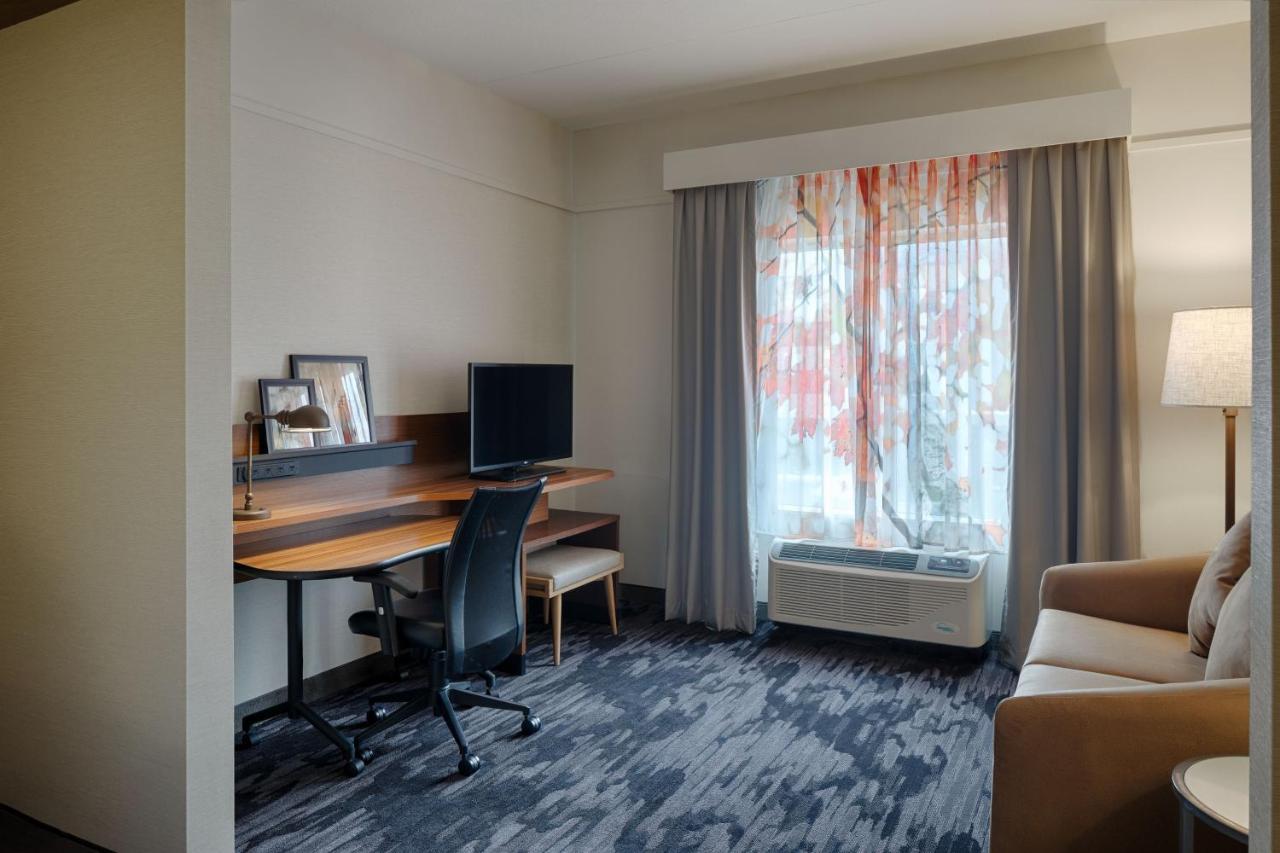 Fairfield Inn & Suites By Marriott Columbus Airport Exterior photo