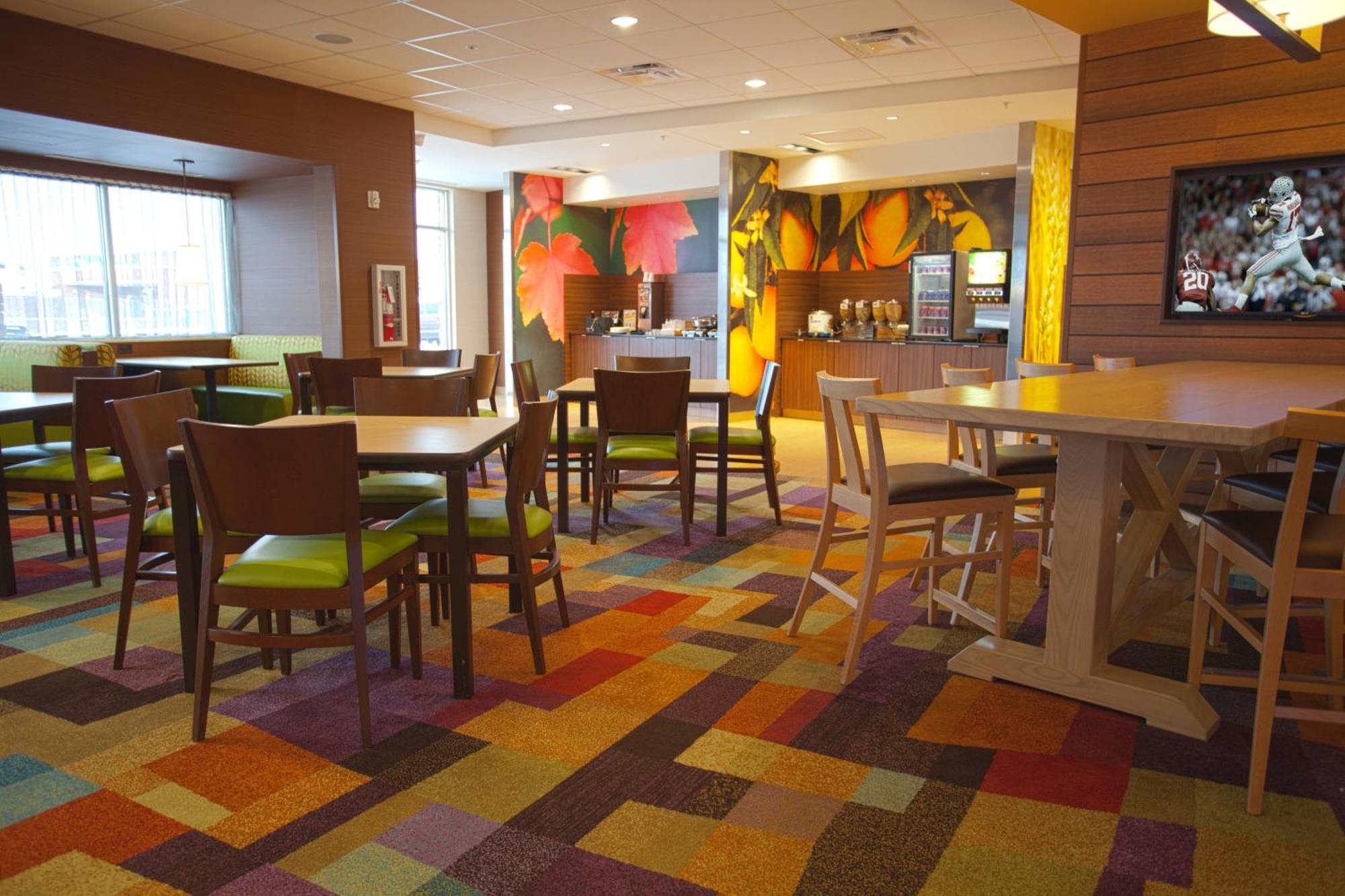Fairfield Inn & Suites By Marriott Columbus Airport Exterior photo