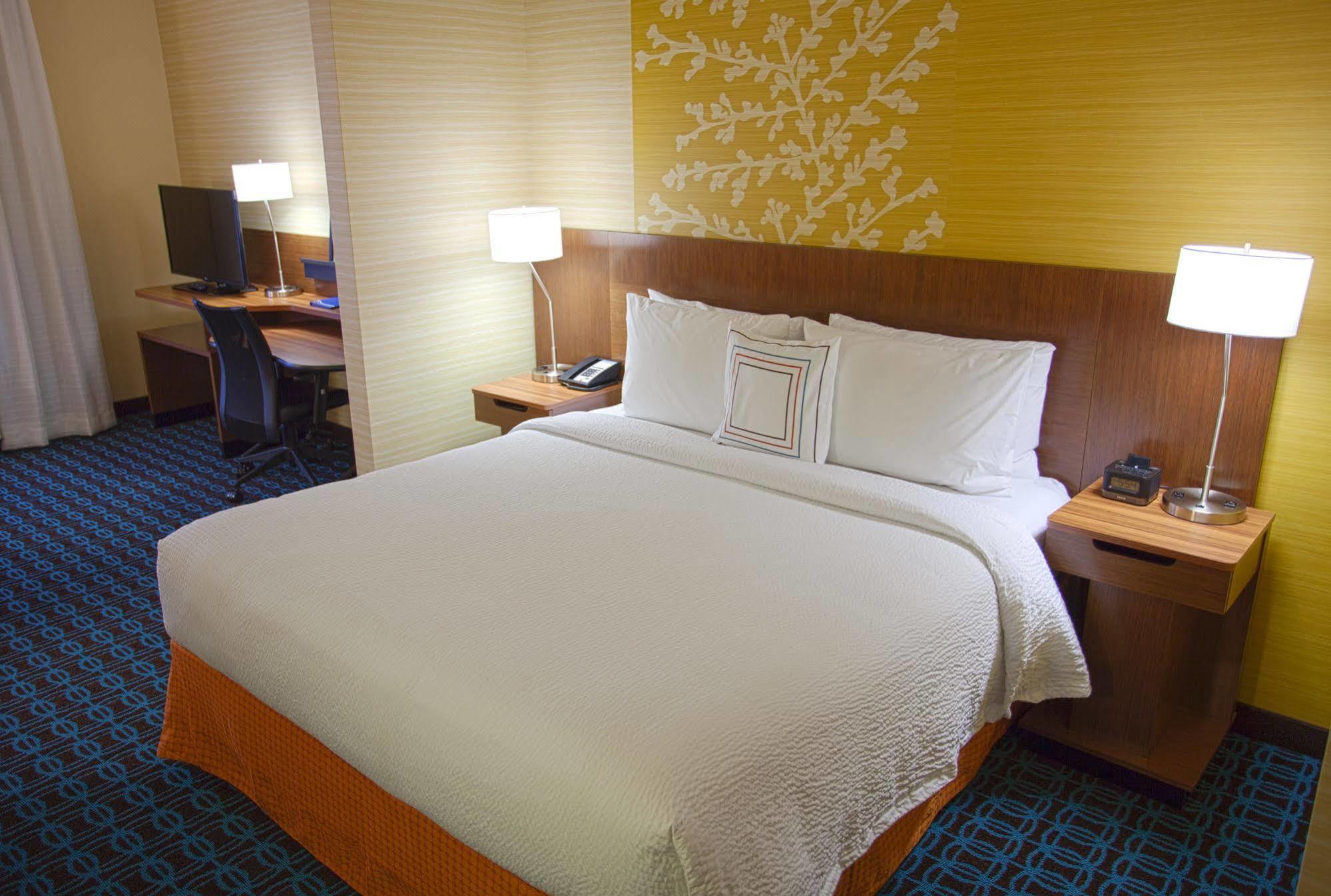 Fairfield Inn & Suites By Marriott Columbus Airport Exterior photo